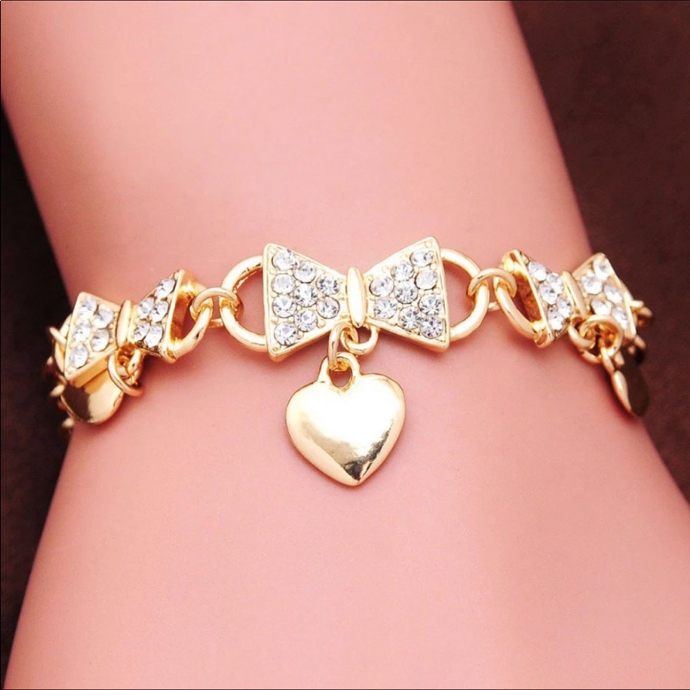 Bowknot chain with love heart charm bracelet